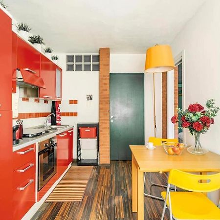 Lovely Apartment Navigli Milan Exterior photo