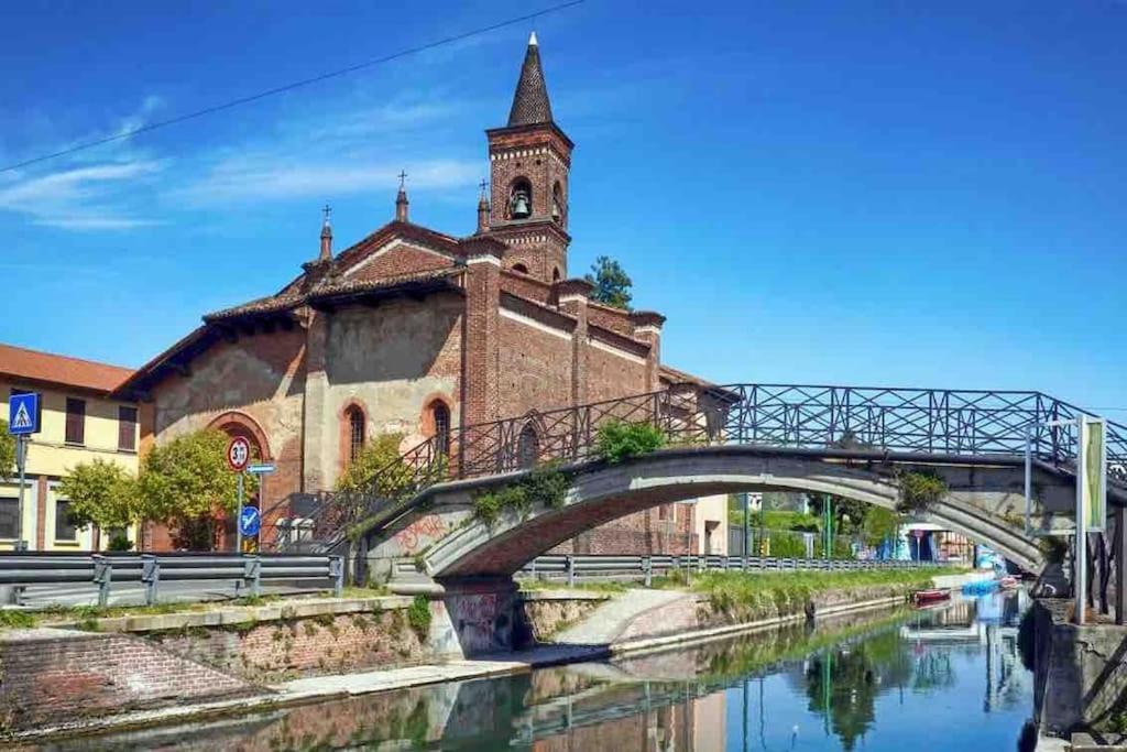 Lovely Apartment Navigli Milan Exterior photo